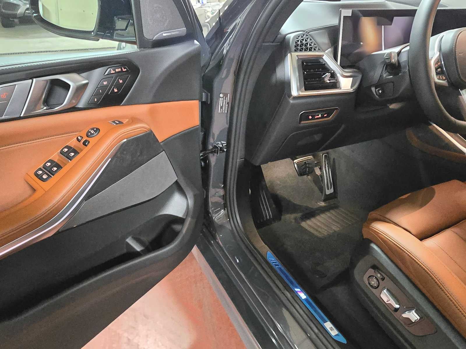 2026 BMW X7 xDrive40i xDrive40i