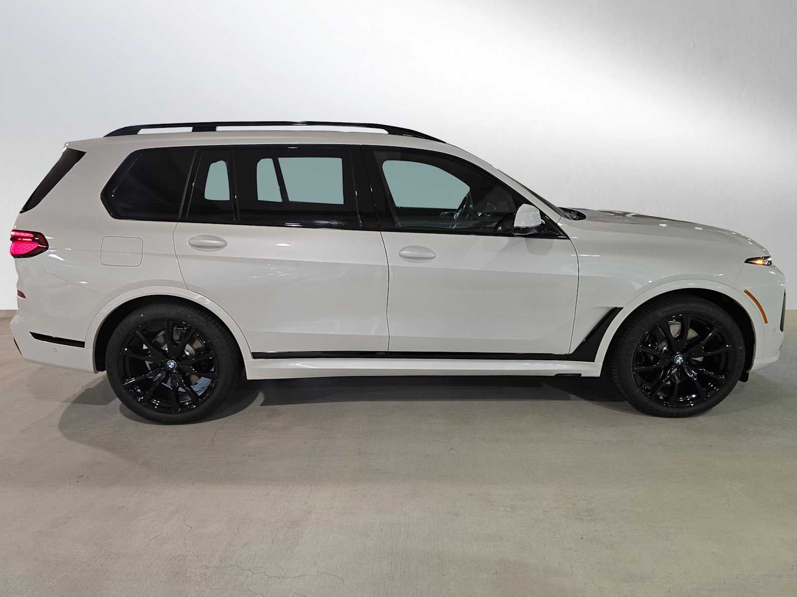 2027 BMW X7 xDrive40i xDrive40i