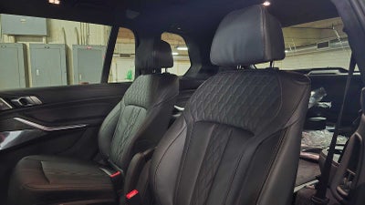 2027 BMW X7 xDrive40i xDrive40i