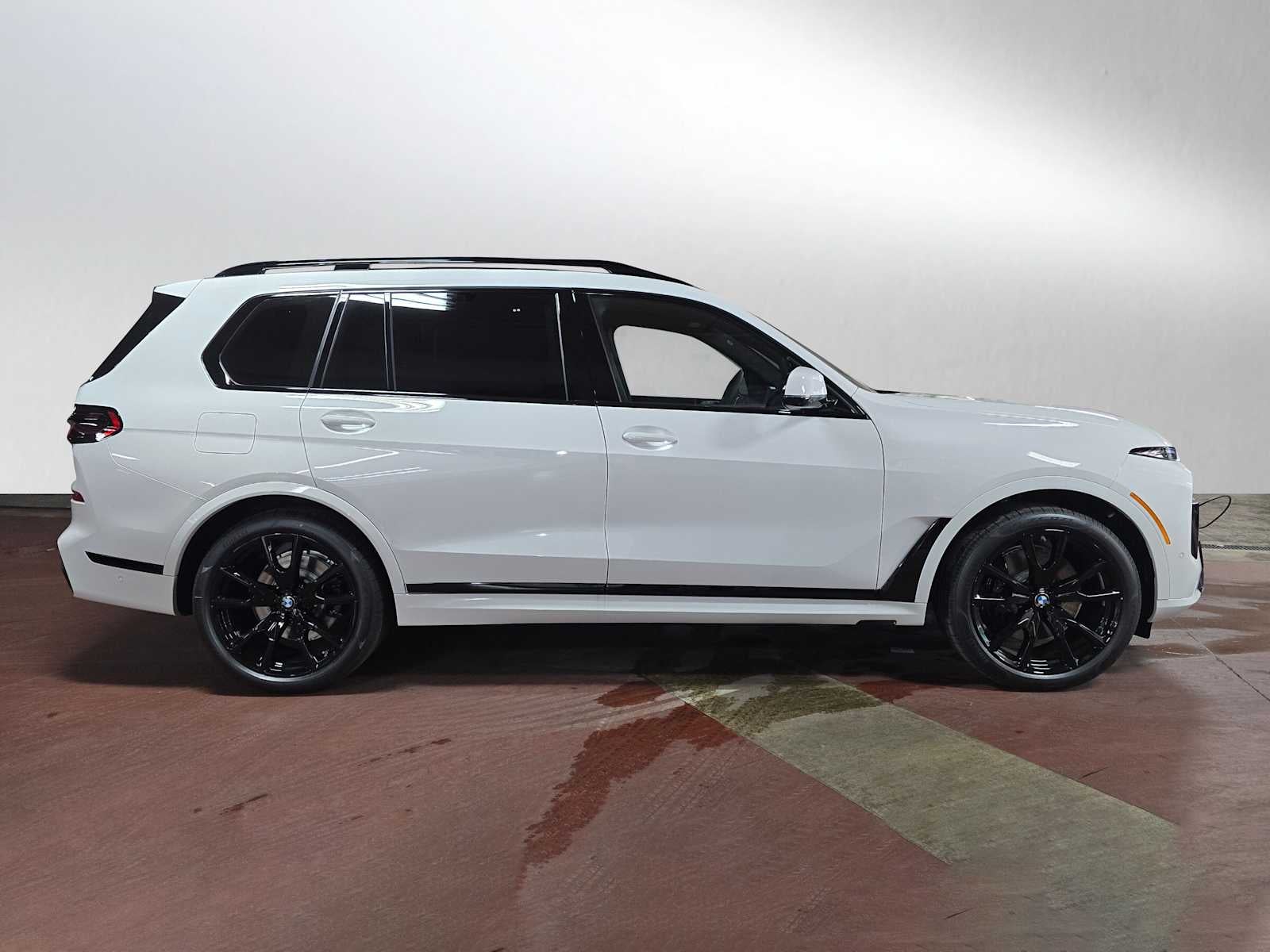 2027 BMW X7 xDrive40i xDrive40i