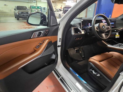 2026 BMW X7 xDrive40i xDrive40i