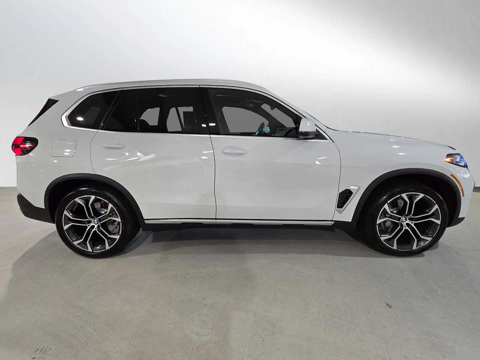 2026 BMW X5 xDrive40i xDrive40i