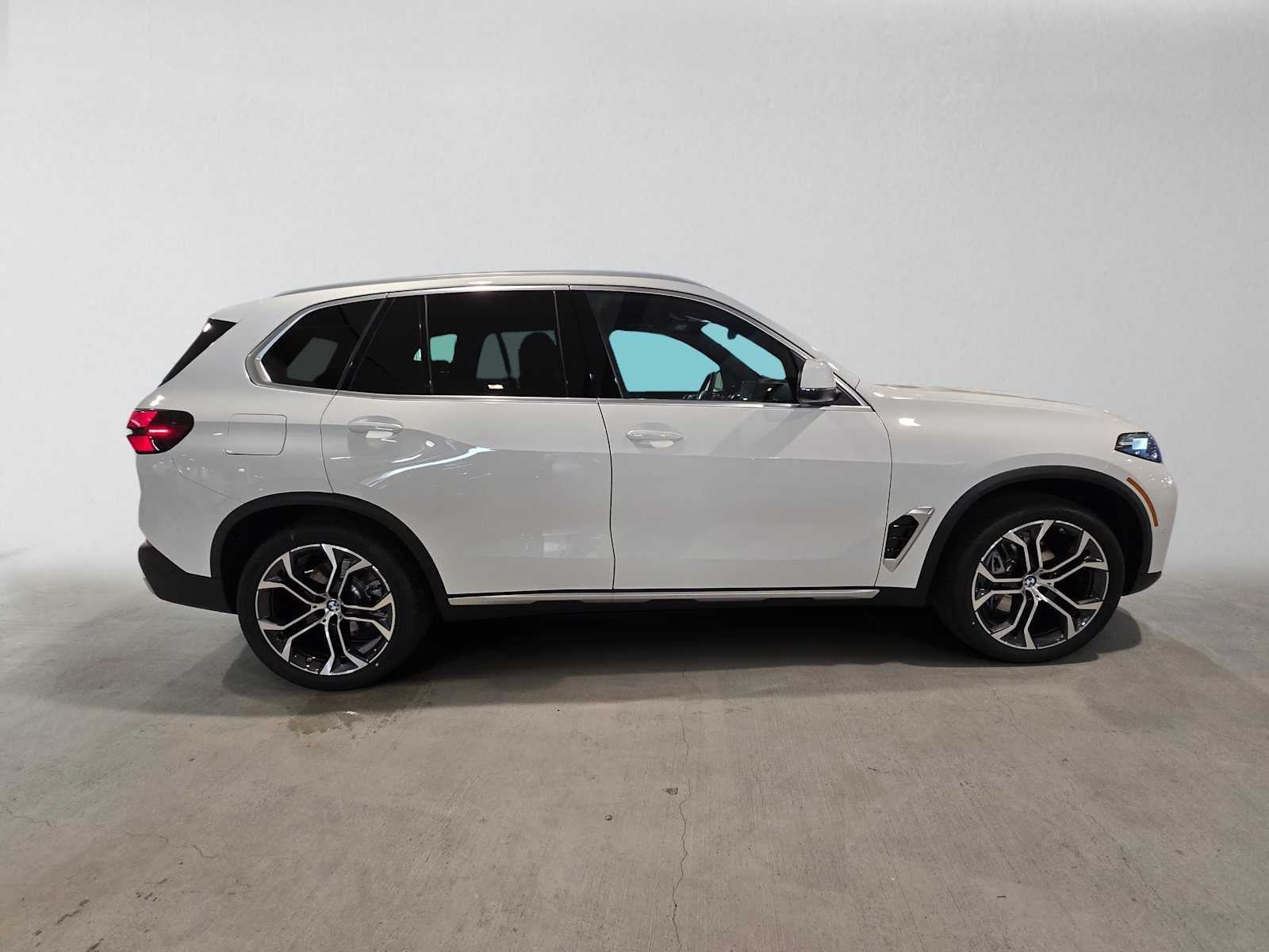 2026 BMW X5 xDrive40i xDrive40i