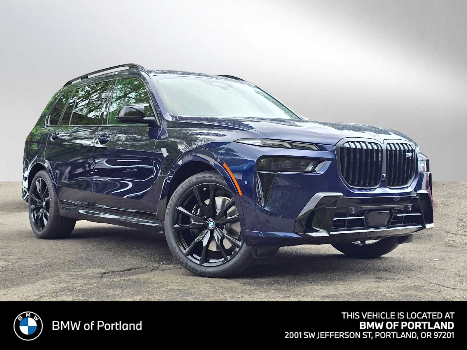 2026 BMW X7 M60i M60i