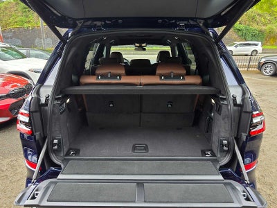 2026 BMW X7 M60i M60i