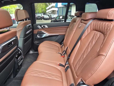2026 BMW X7 M60i M60i