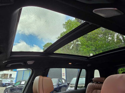 2026 BMW X7 M60i M60i