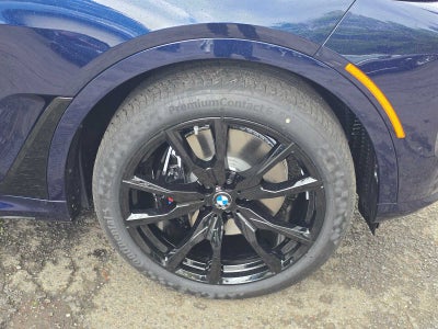 2026 BMW X7 M60i M60i