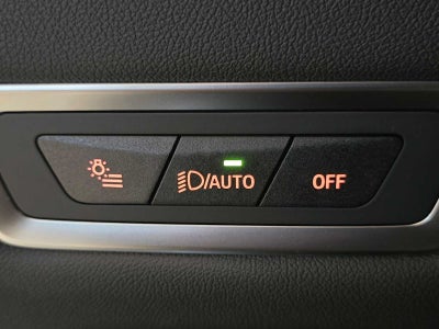 2026 BMW X7 M60i M60i