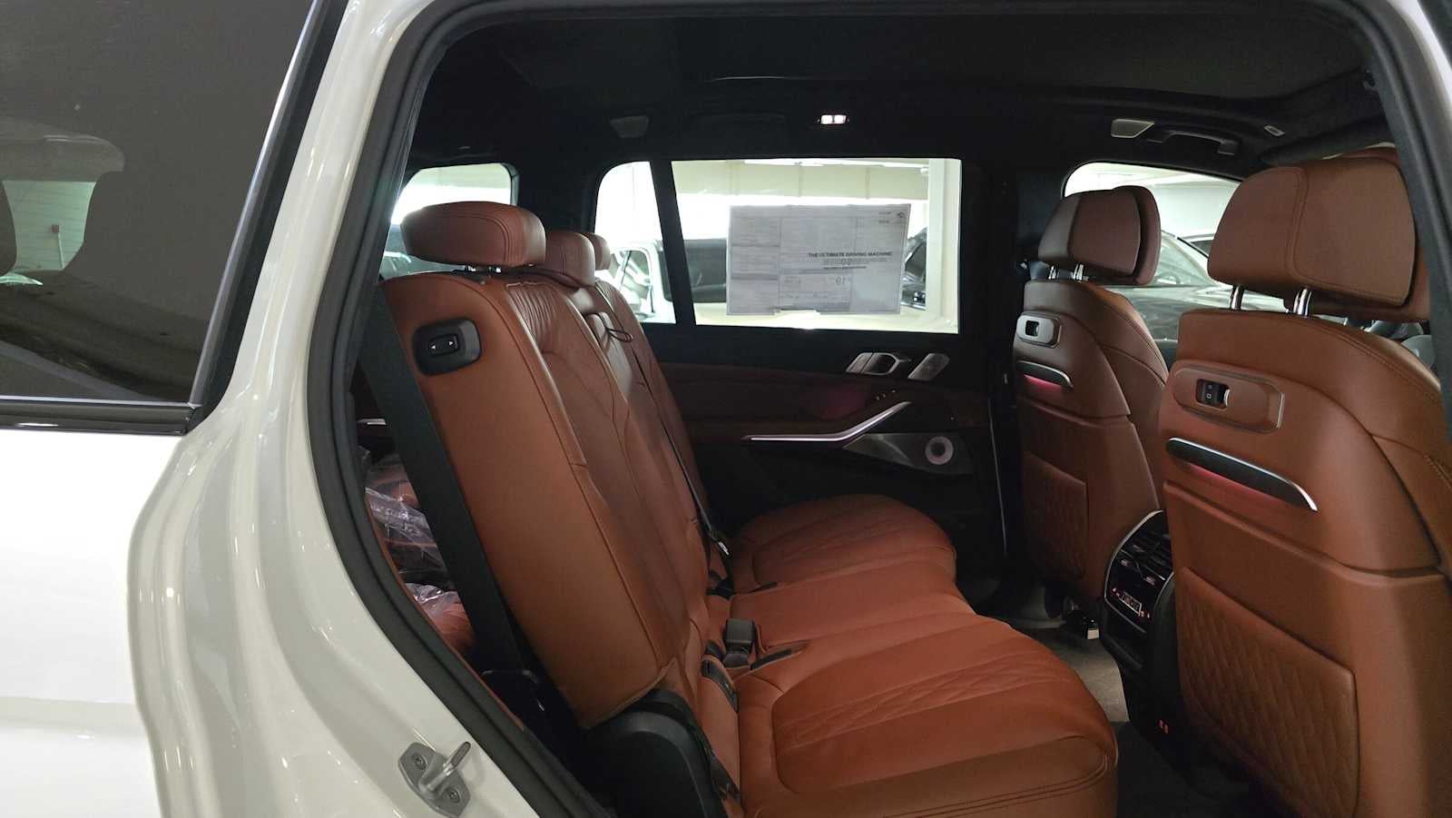 2027 BMW X7 M60i