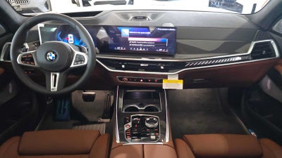 2027 BMW X7 M60i