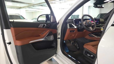 2027 BMW X7 M60i