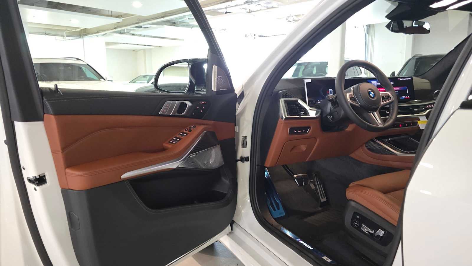 2027 BMW X7 M60i