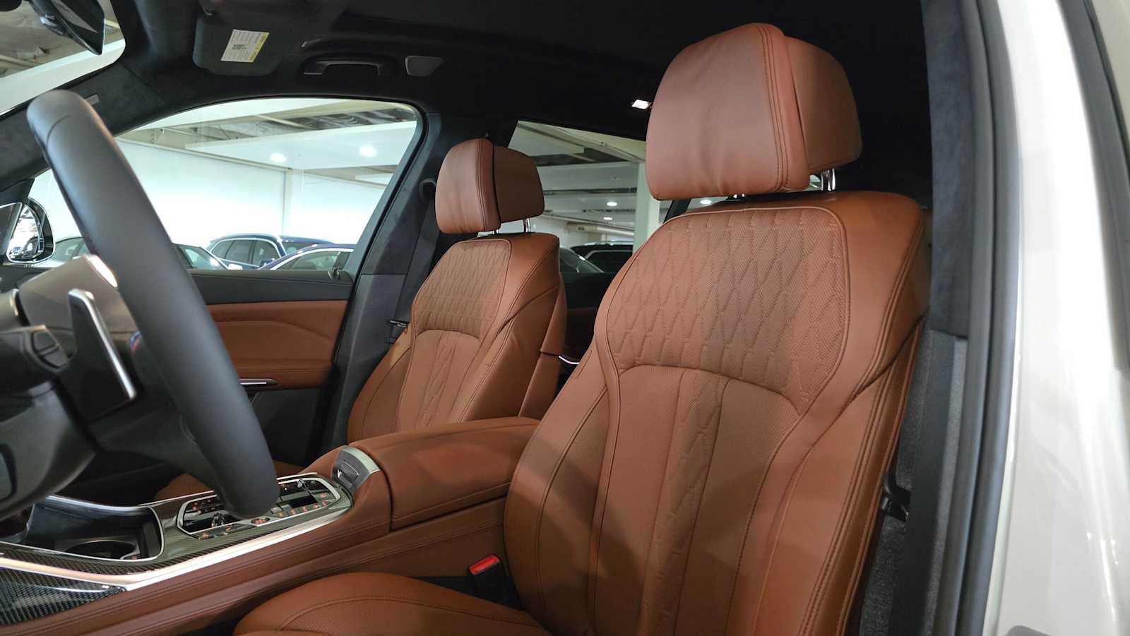 2027 BMW X7 M60i