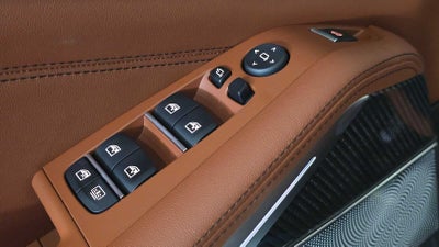 2027 BMW X7 M60i