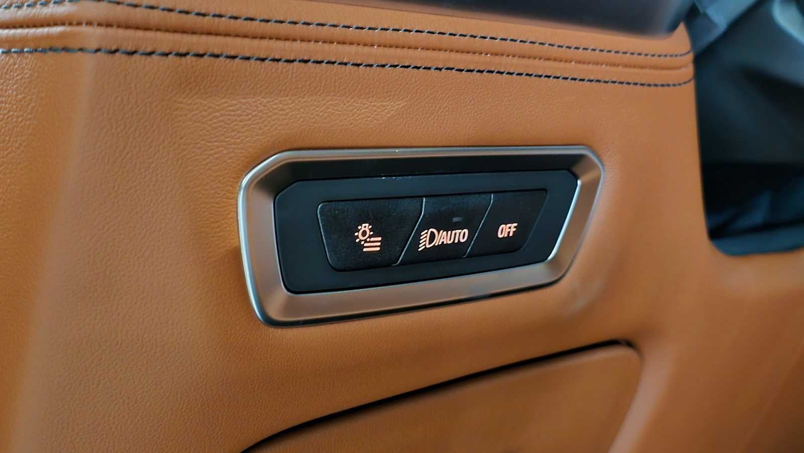 2027 BMW X7 M60i