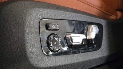 2027 BMW X7 M60i