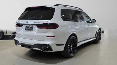 2027 BMW X7 M60i