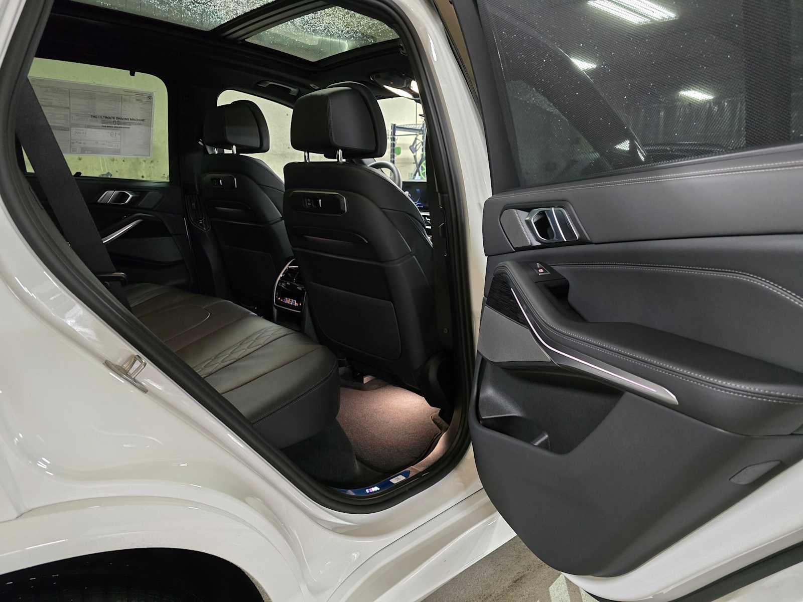 2026 BMW X5 M60i M60i