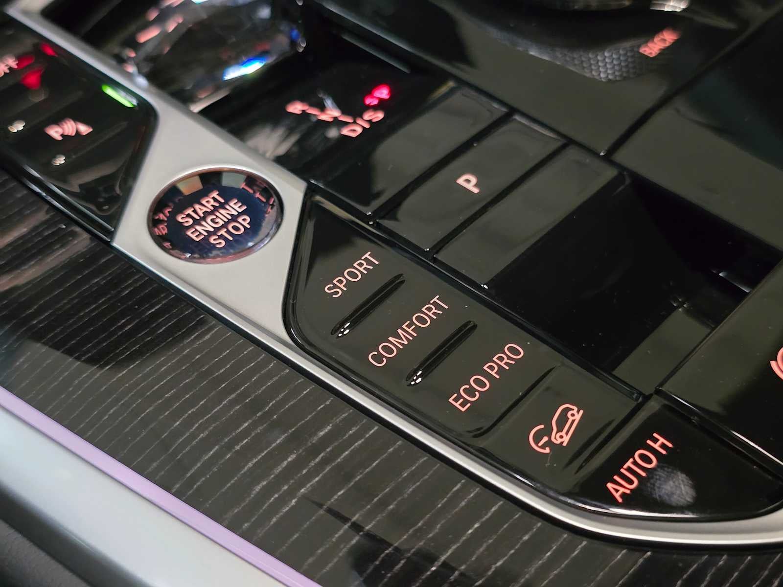 2026 BMW X5 M60i M60i