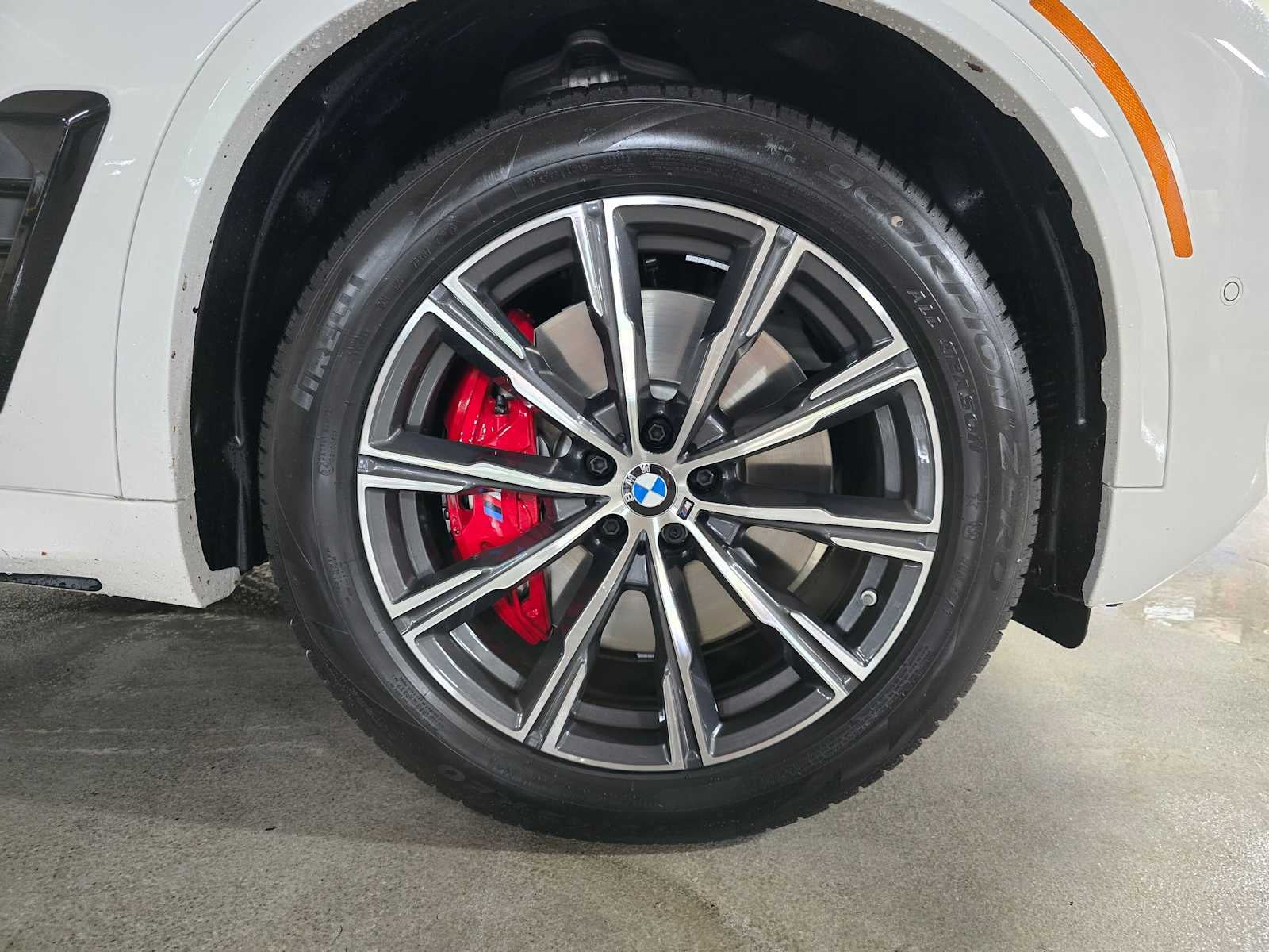 2026 BMW X5 M60i M60i