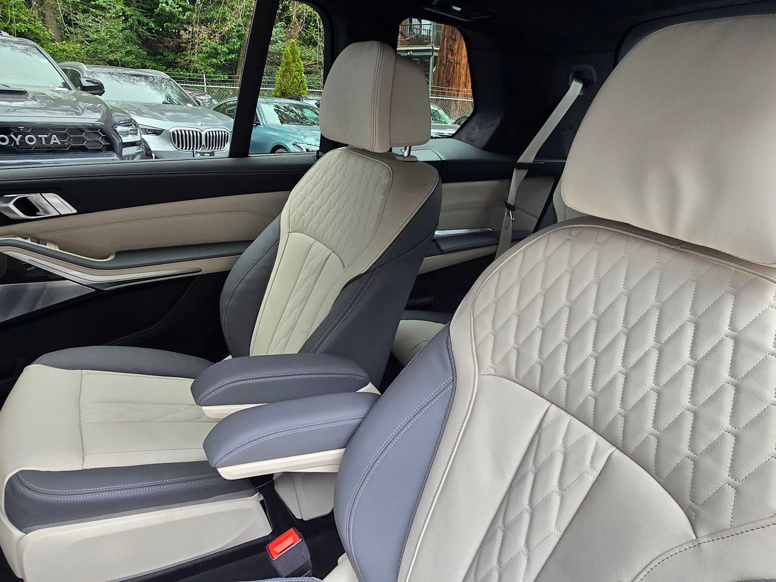 2026 BMW ALPINA XB7 ALPINA XB7