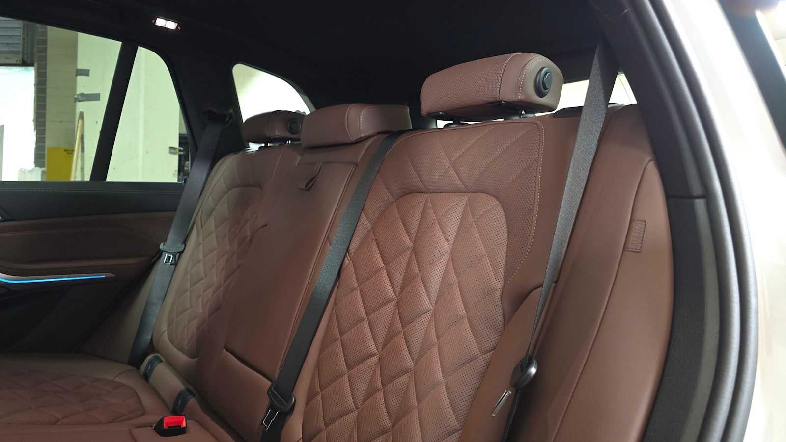 2026 BMW X5 xDrive50e xDrive50e