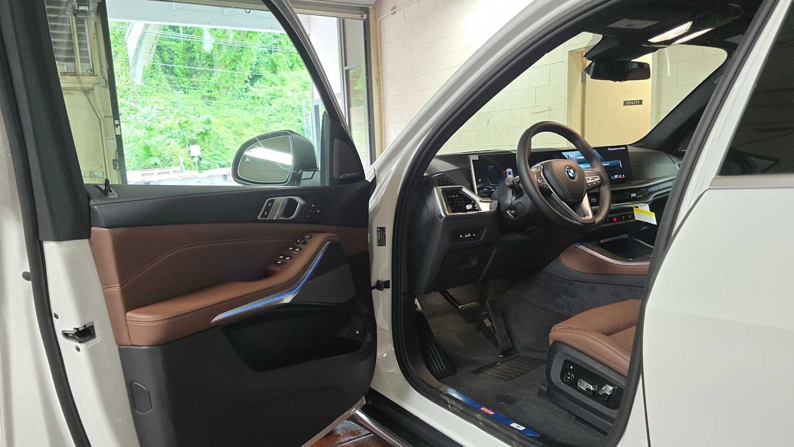 2026 BMW X5 xDrive50e xDrive50e
