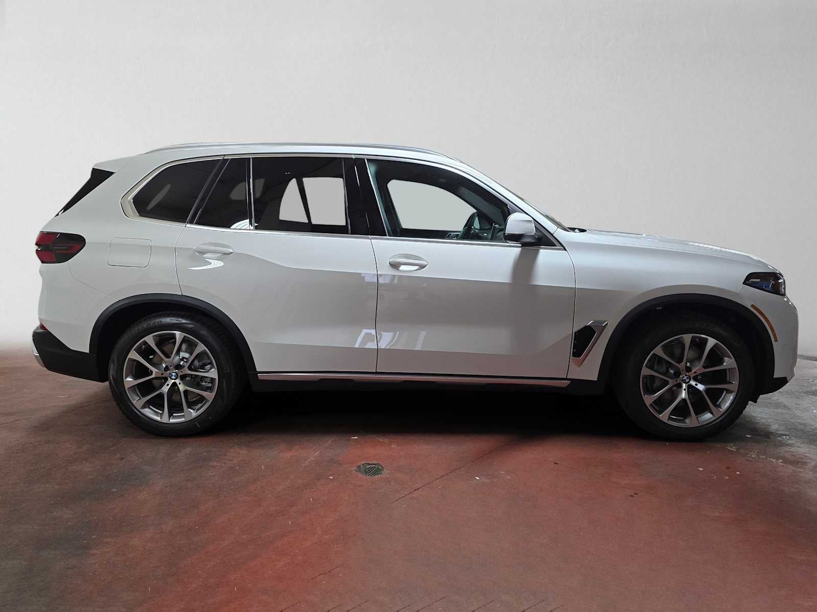 2026 BMW X5 xDrive50e xDrive50e