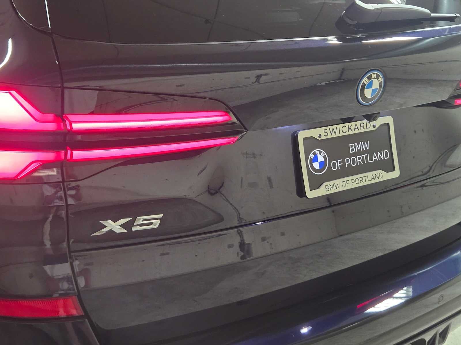 2026 BMW X5 xDrive50e xDrive50e