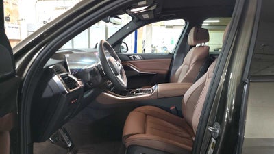 2026 BMW X5 xDrive50e xDrive50e