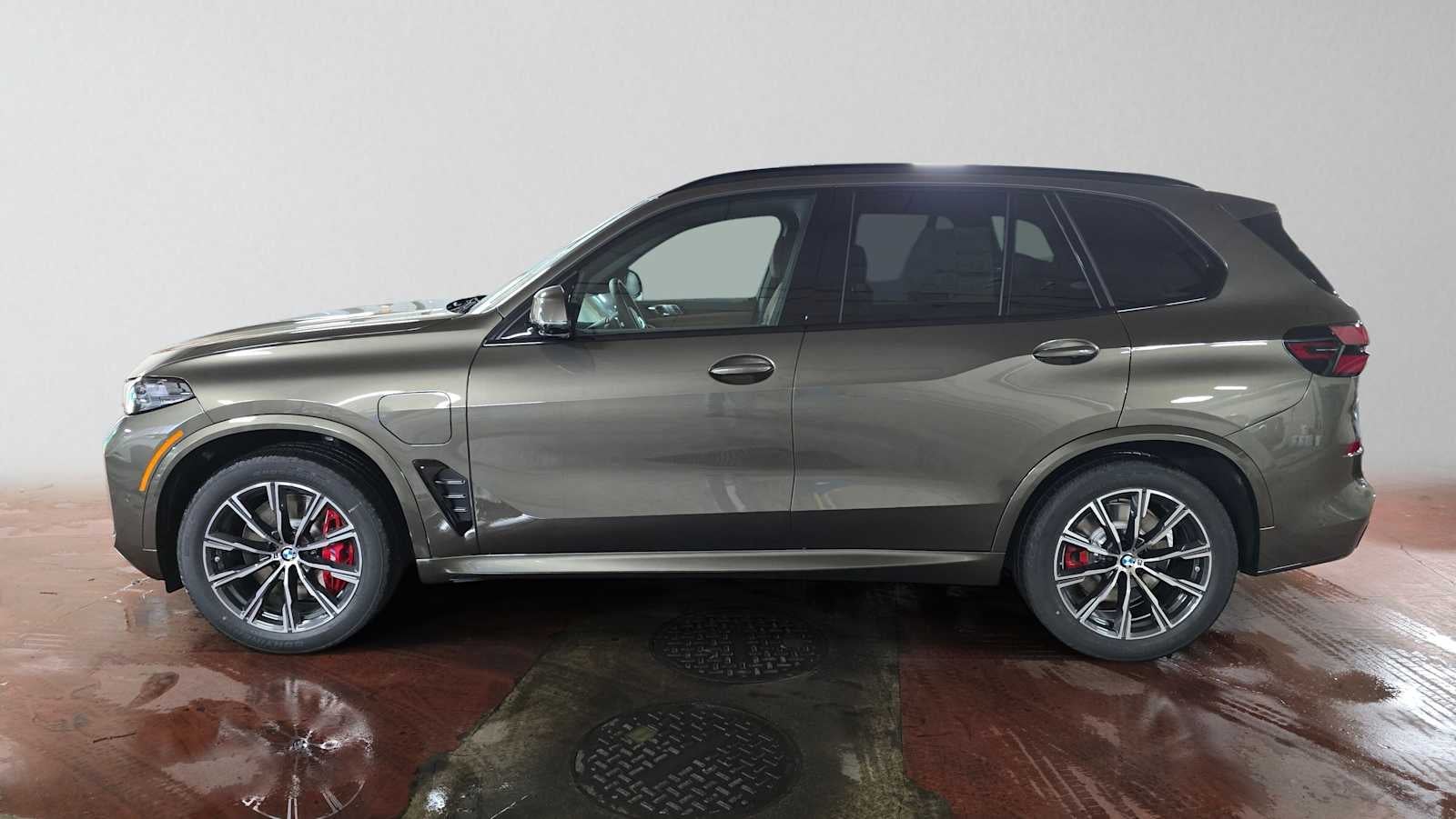 2026 BMW X5 xDrive50e xDrive50e