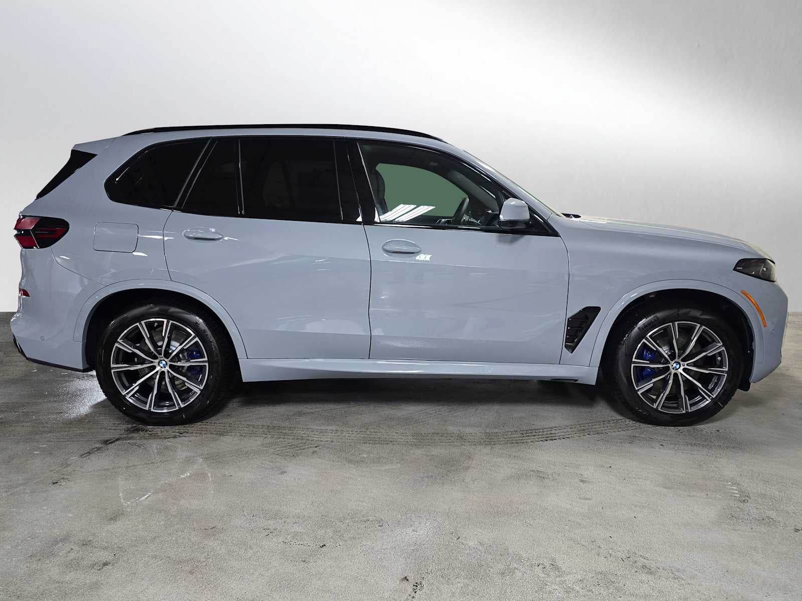 2026 BMW X5 xDrive50e xDrive50e
