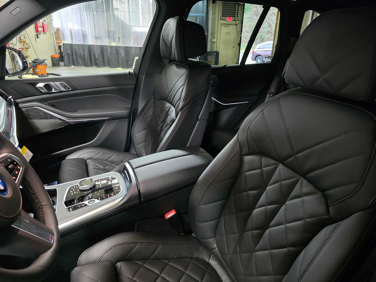 2026 BMW X5 xDrive50e xDrive50e