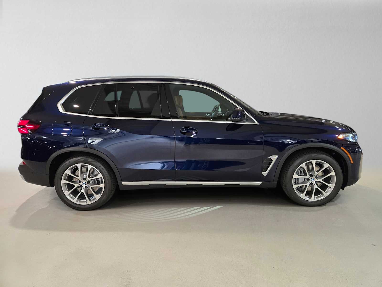 2026 BMW X5 xDrive50e xDrive50e