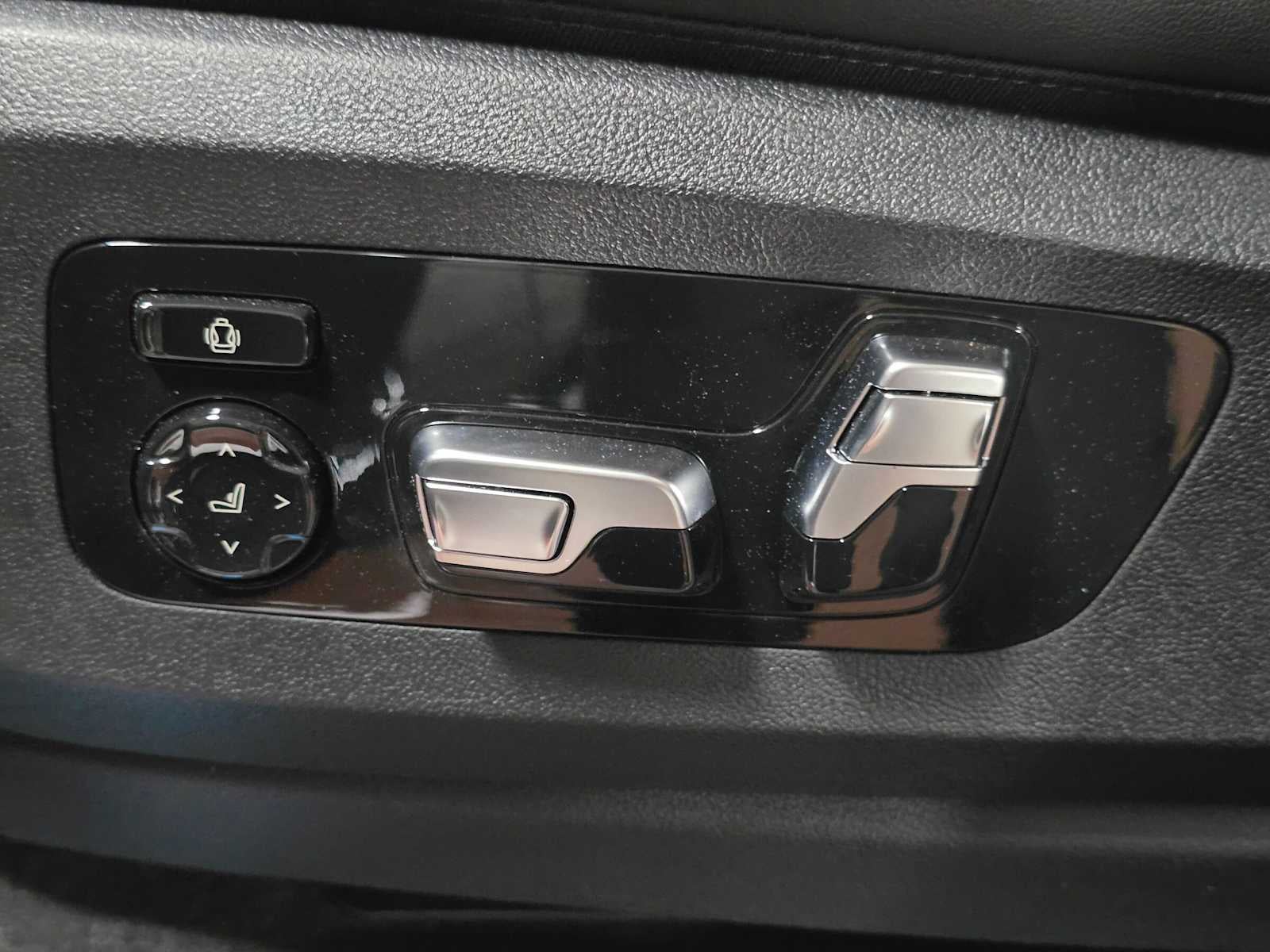 2026 BMW X5 xDrive50e xDrive50e