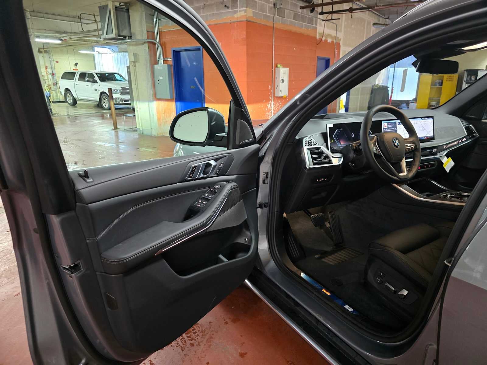 2026 BMW X5 xDrive50e xDrive50e