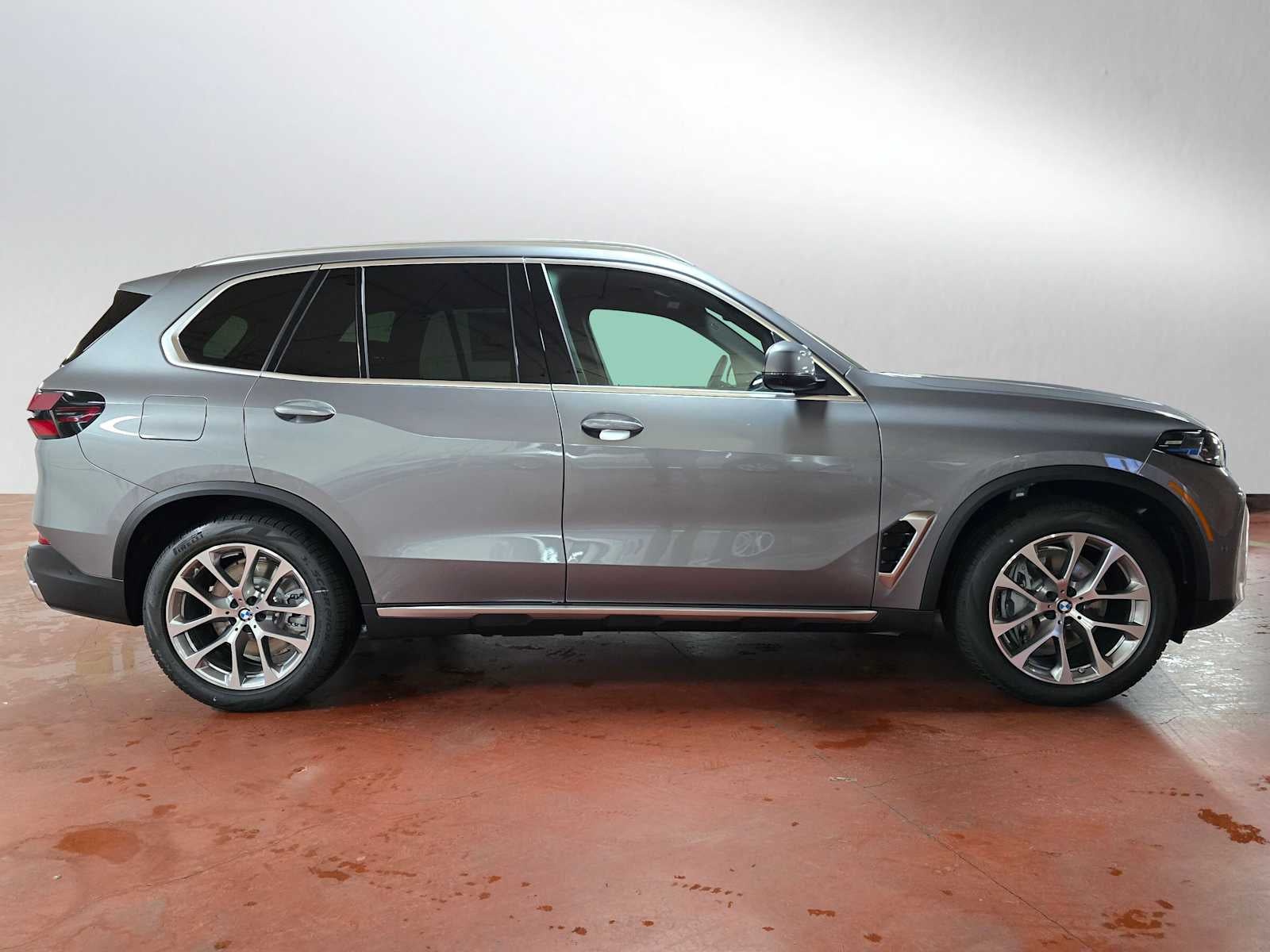 2026 BMW X5 xDrive50e xDrive50e