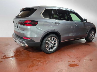 2026 BMW X5 xDrive50e xDrive50e