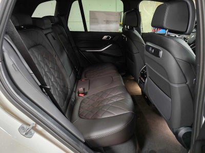 2026 BMW X5 xDrive50e xDrive50e