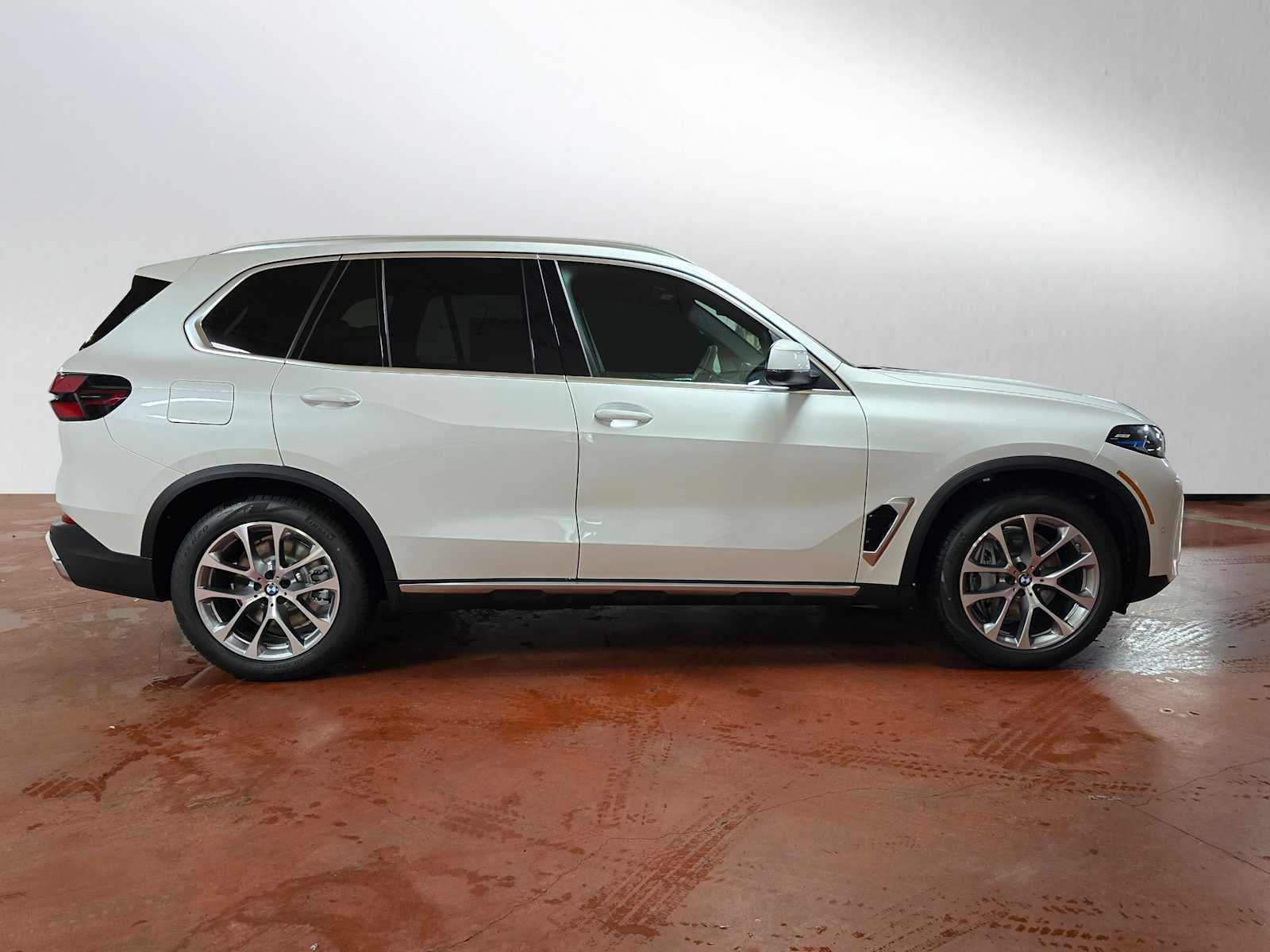 2026 BMW X5 xDrive50e xDrive50e