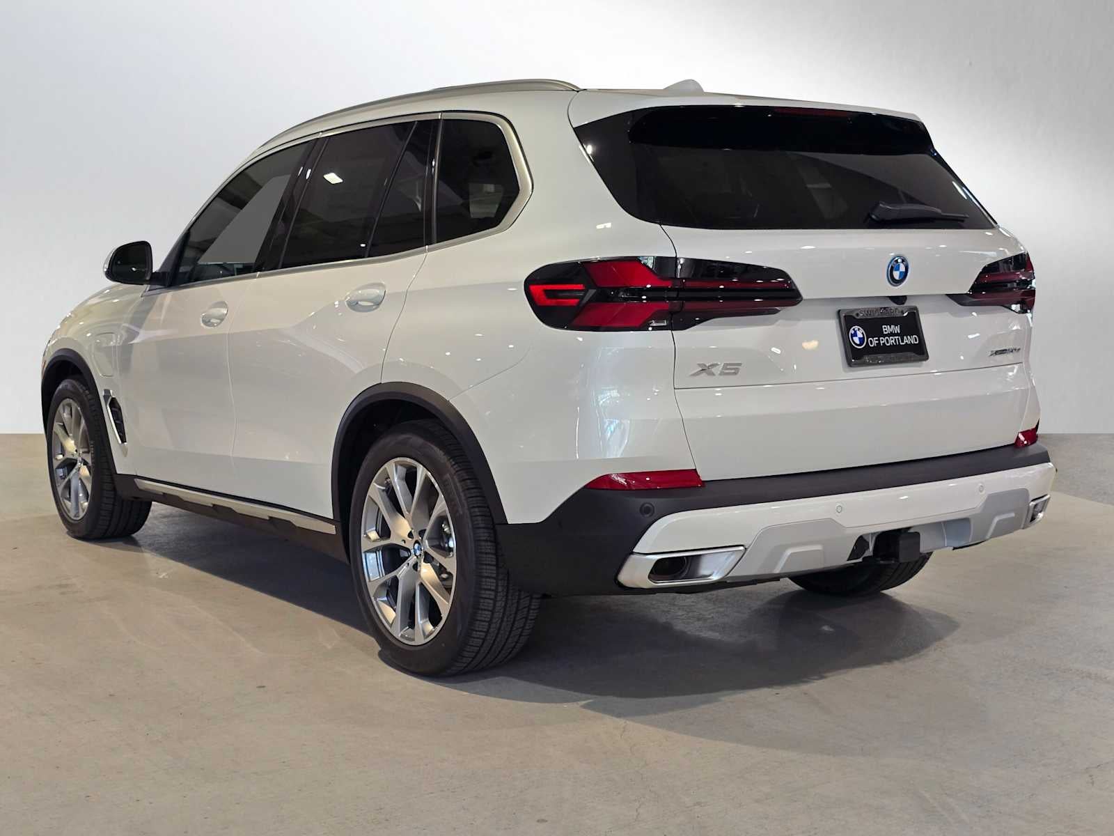 2026 BMW X5 xDrive50e xDrive50e
