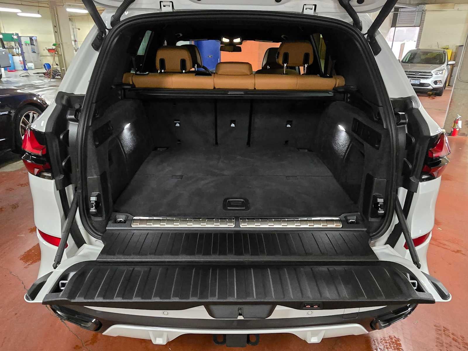 2026 BMW X5 xDrive50e xDrive50e