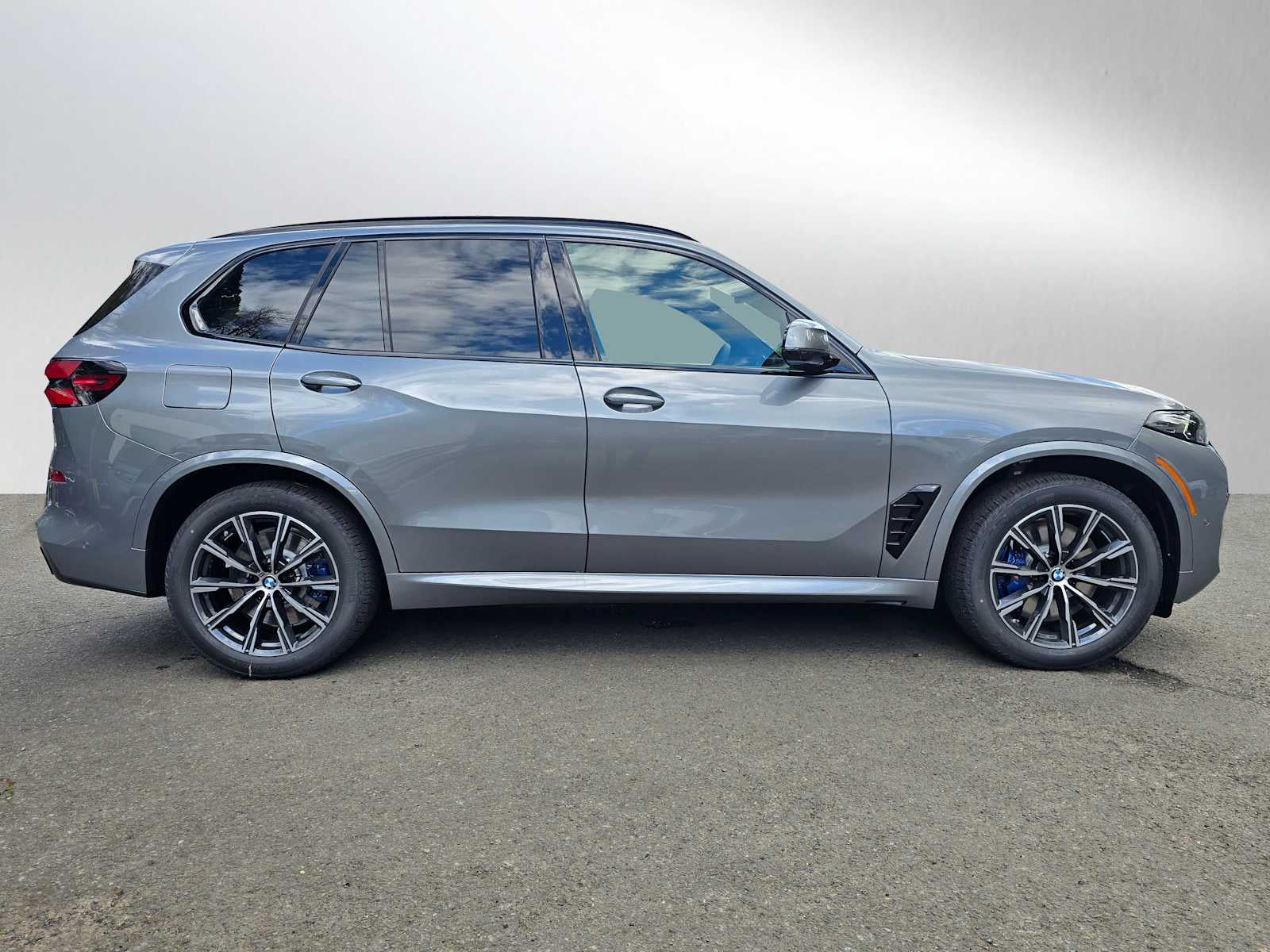2026 BMW X5 xDrive50e xDrive50e