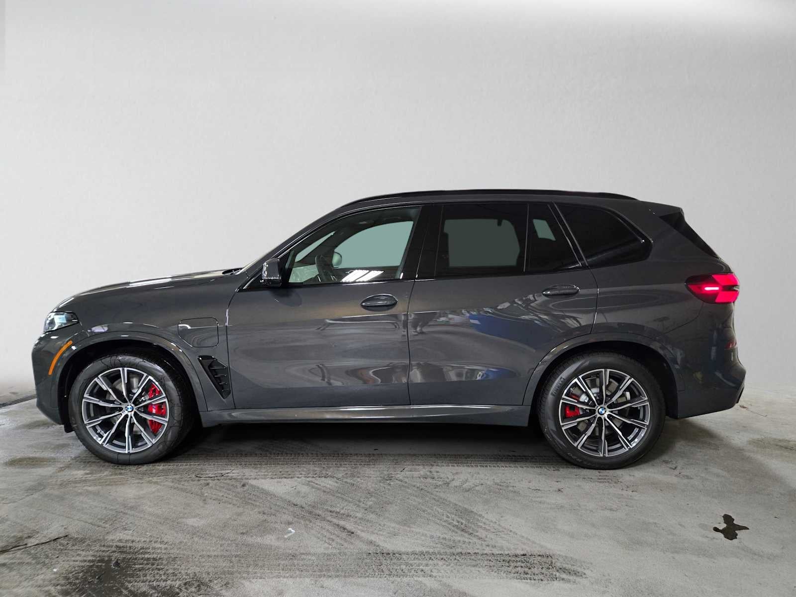 2026 BMW X5 xDrive50e xDrive50e