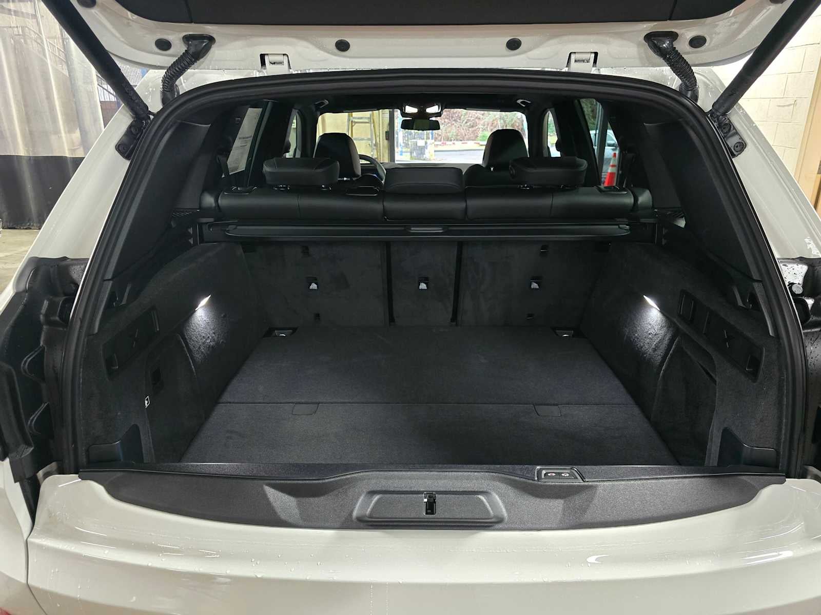 2026 BMW X5 xDrive50e xDrive50e