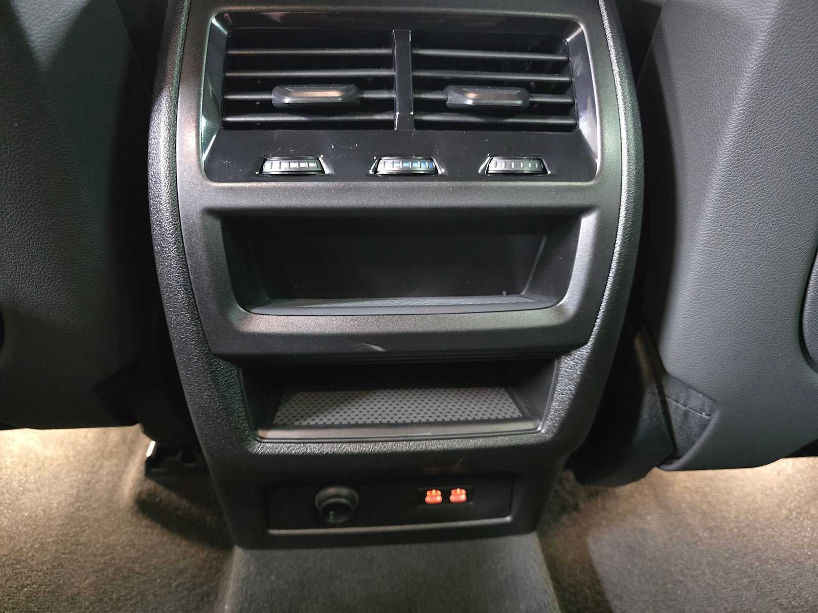 2026 BMW X5 xDrive50e xDrive50e