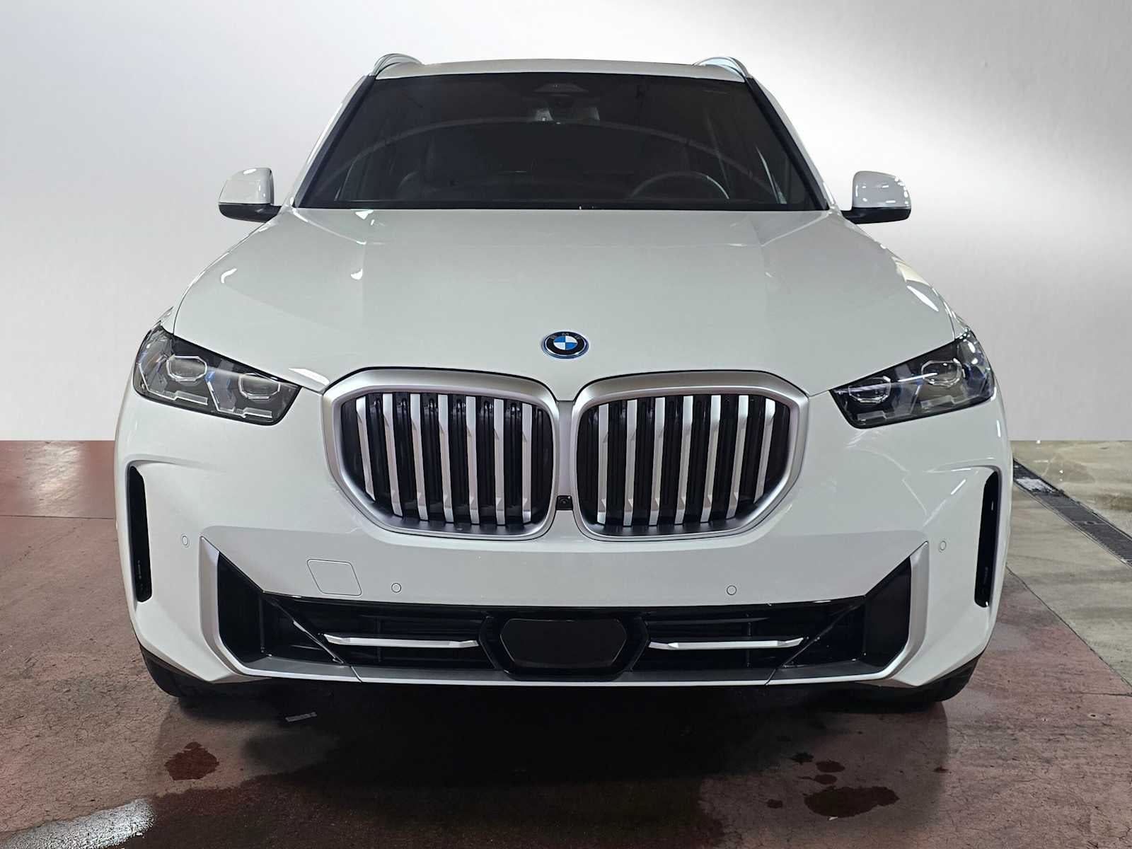 2026 BMW X5 xDrive50e xDrive50e