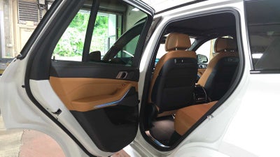 2026 BMW X5 xDrive50e xDrive50e