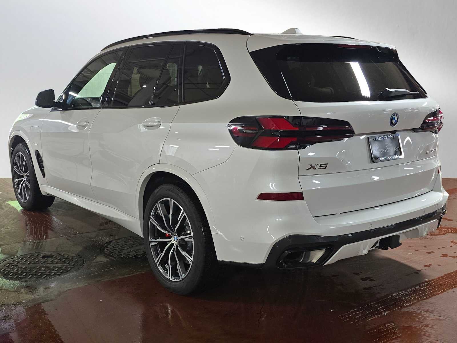2026 BMW X5 xDrive50e xDrive50e